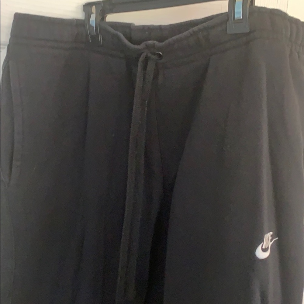 Nike  men’s jogging pants size XXL